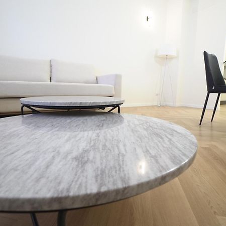 Brera Livings - Luxury Apartment, Full City Center Milan Exterior photo